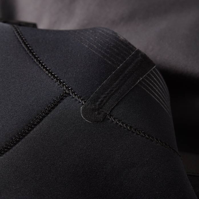 Gill Marine traje seco júnior negro Z6F2289